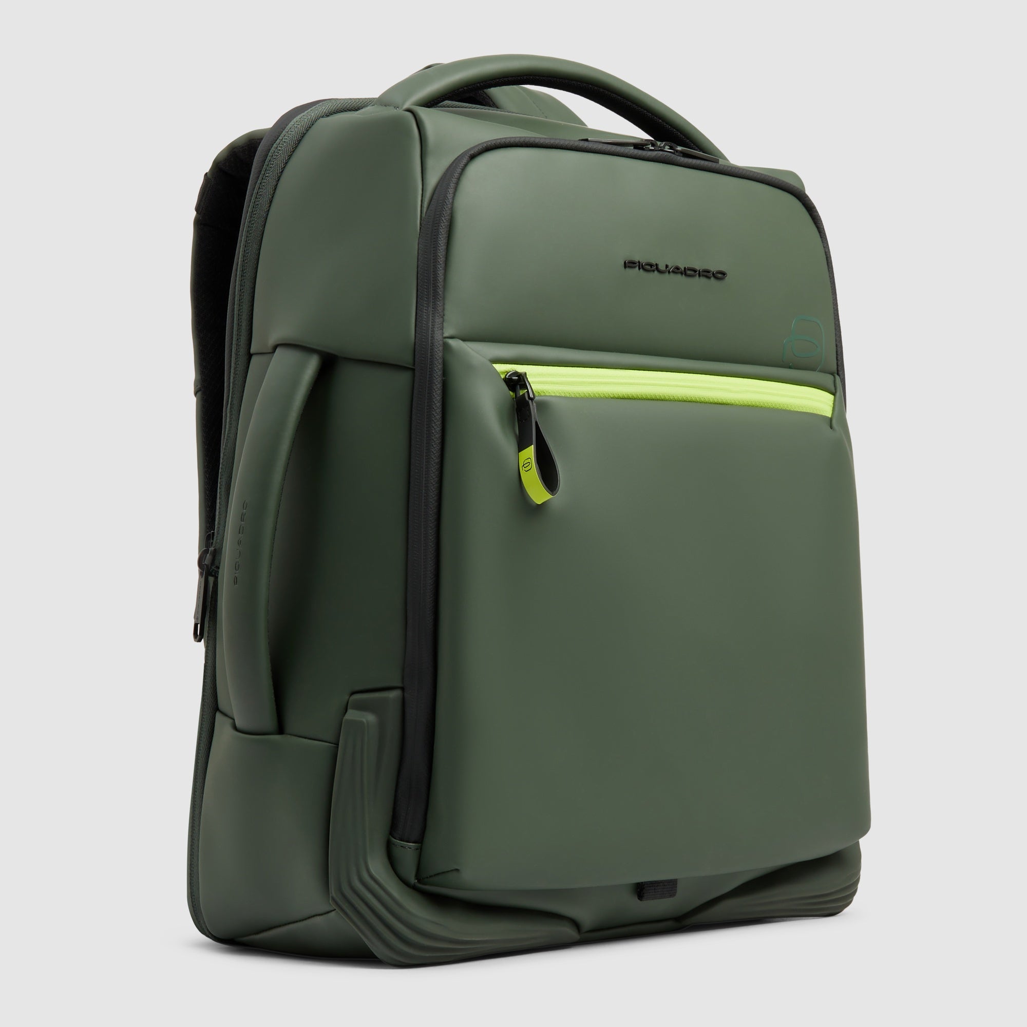 Water resistant travel laptop backpack 15,6"