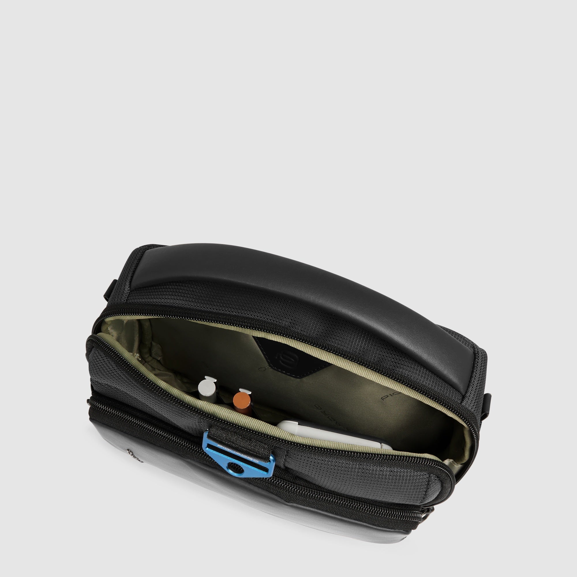 Men's crossbody bag in bio-based material - 4