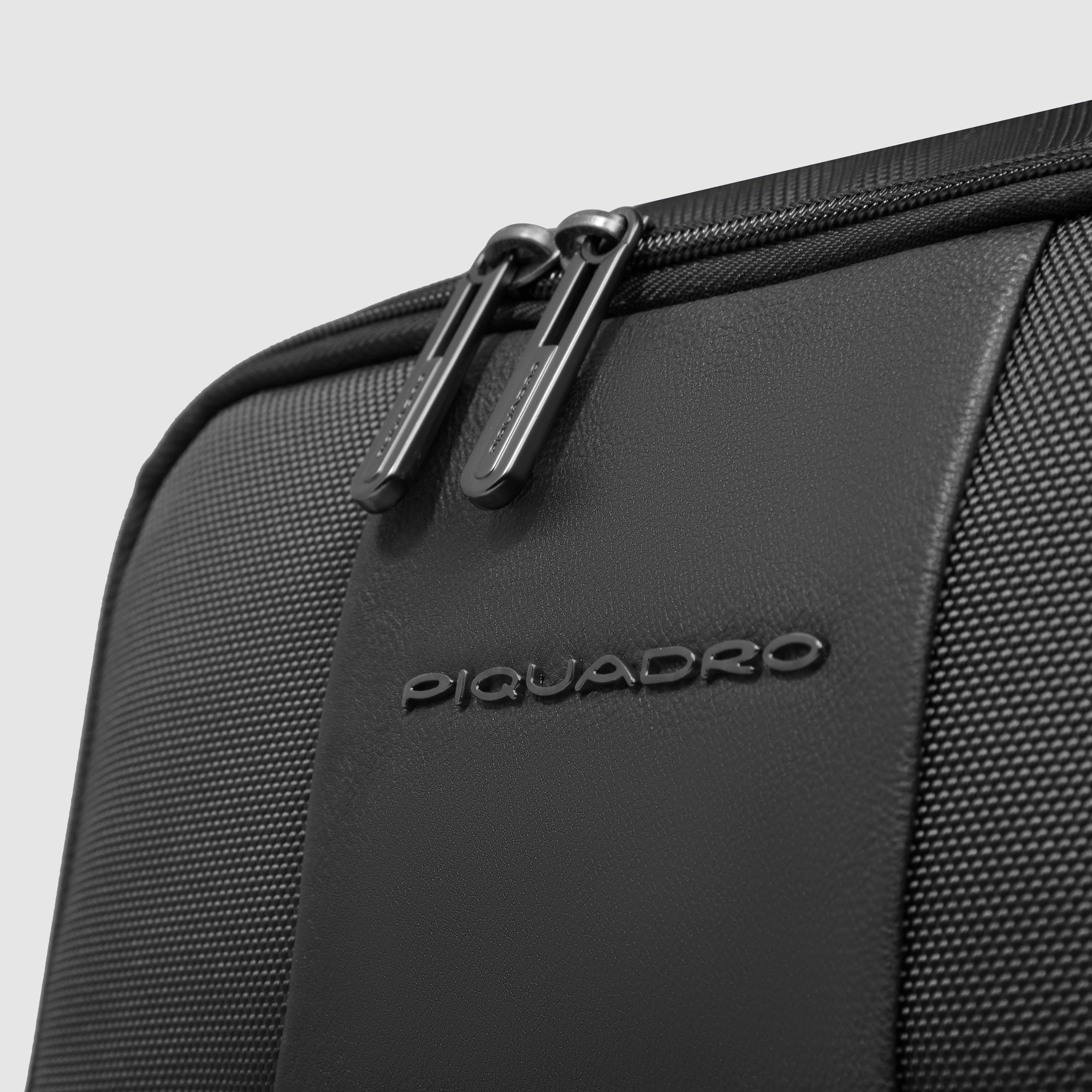 Travel laptop backpack 15,6" in recycled textile - 7