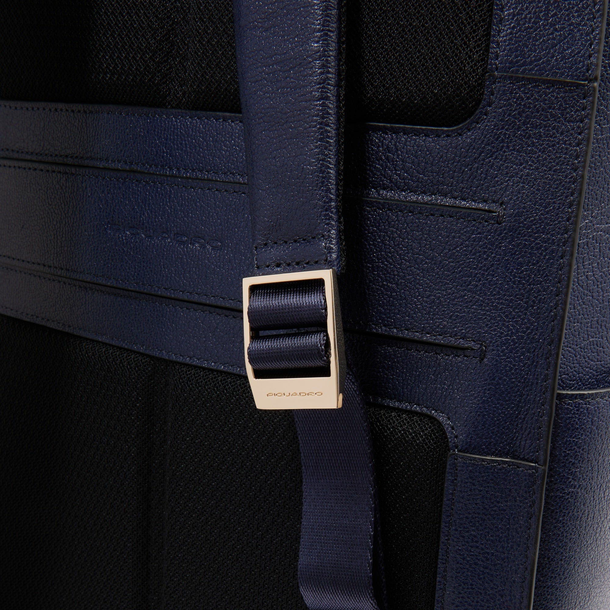 Women’s laptop backpack 14"