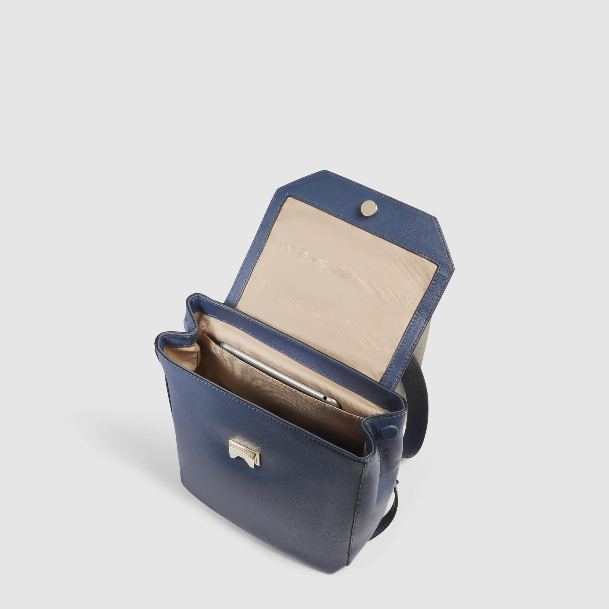 Small size, women's backpack