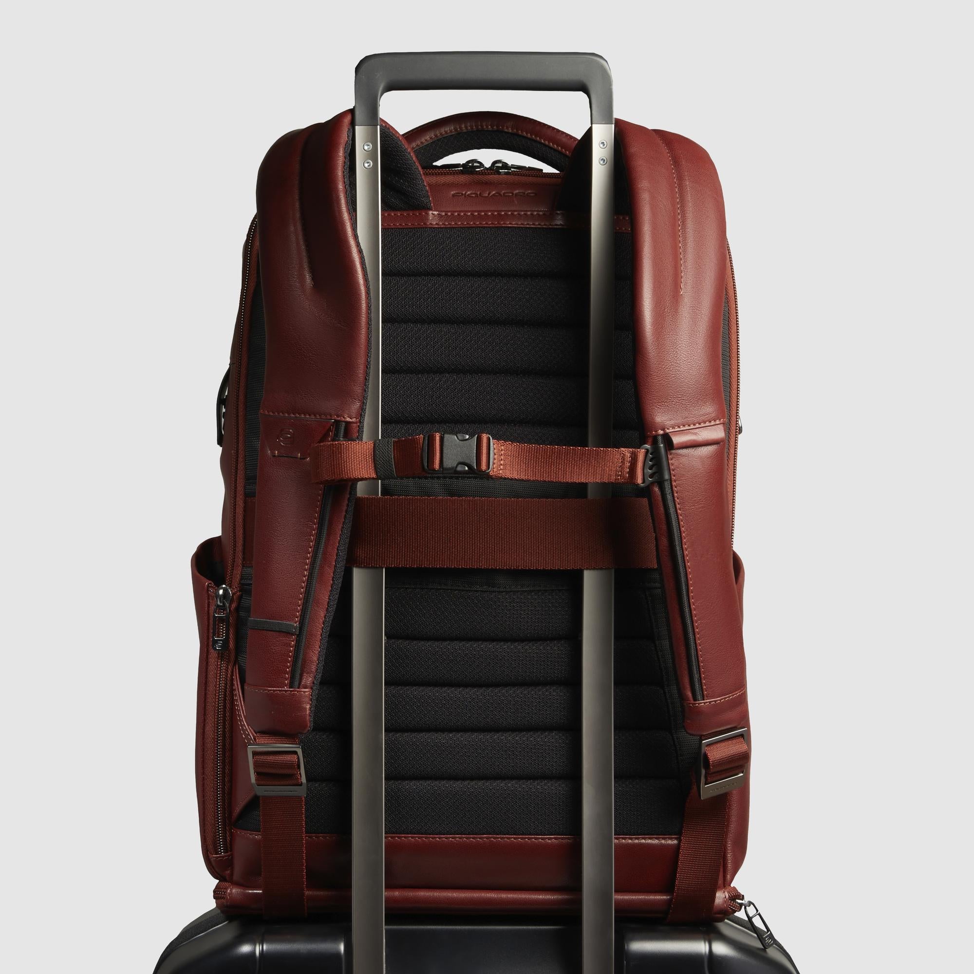 Personalizable travel laptop backpack 15,6"