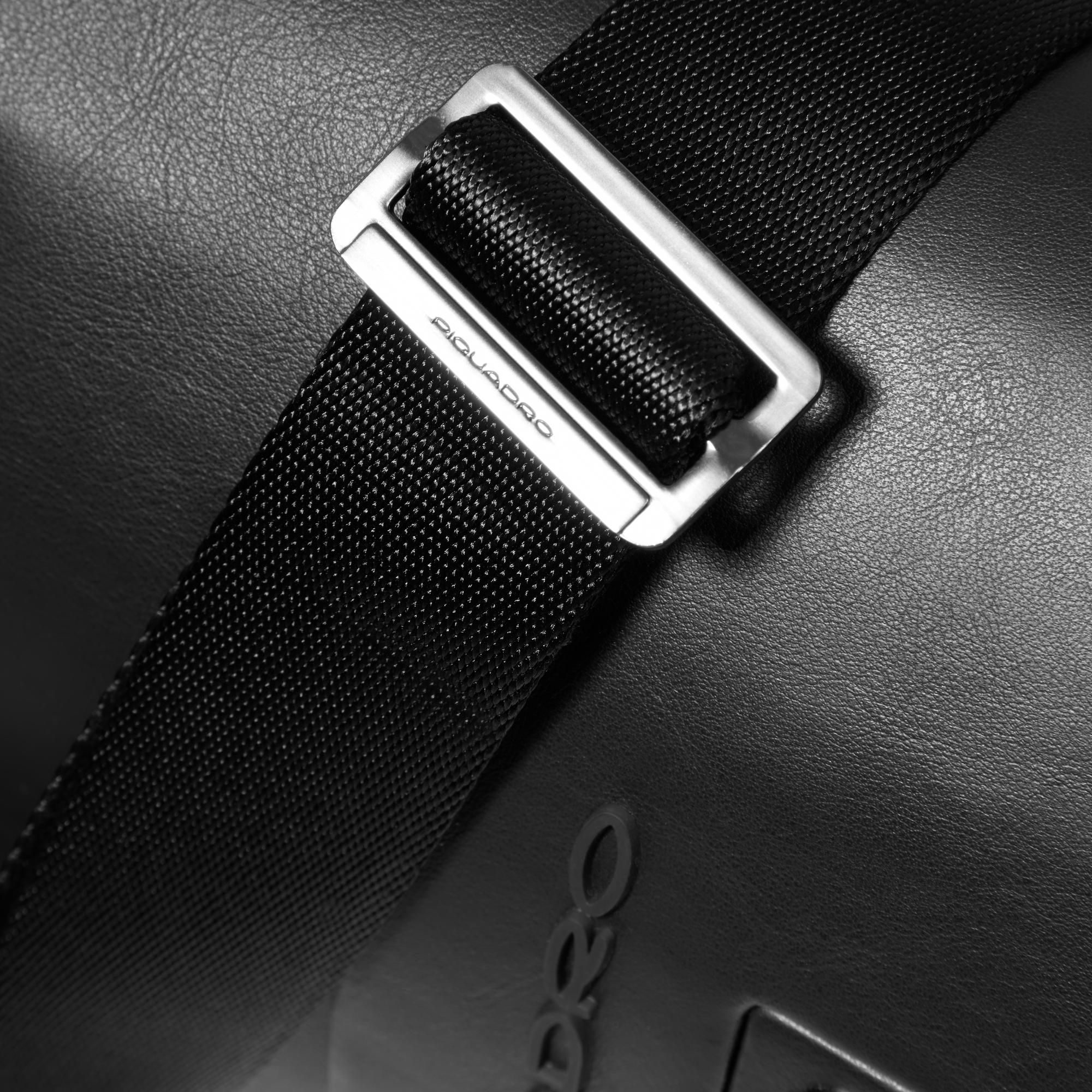 Messenger Umhängetasche mit 14" Laptop-Fach - 4