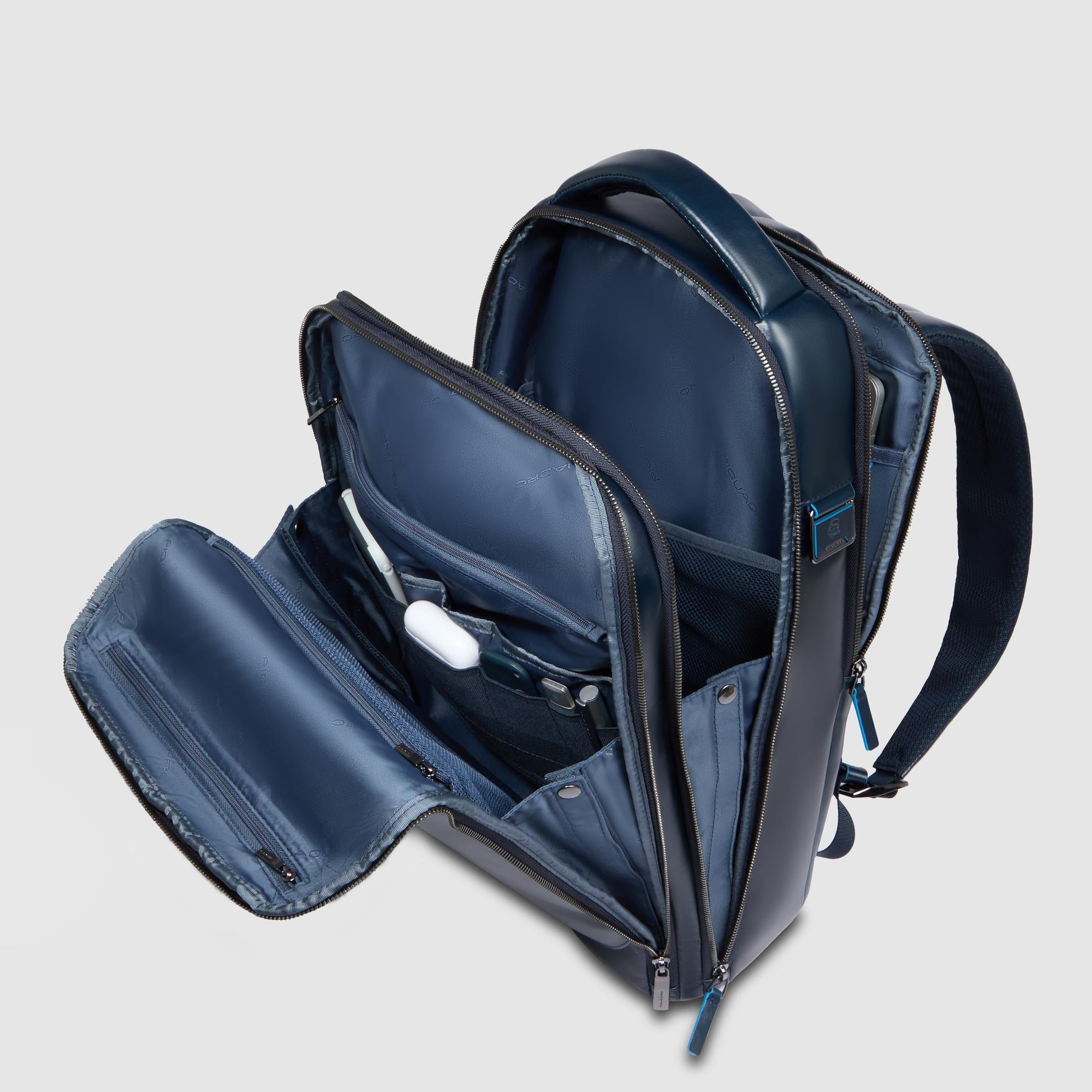 Travel laptop backpack 15,6"