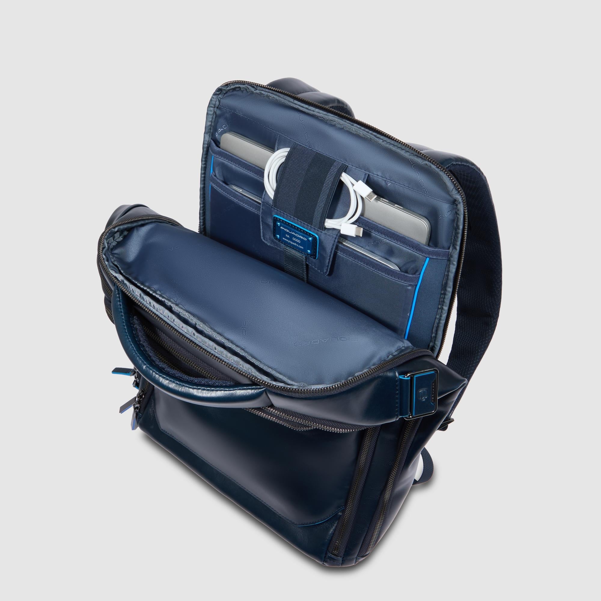 Travel laptop backpack 15,6" - 6