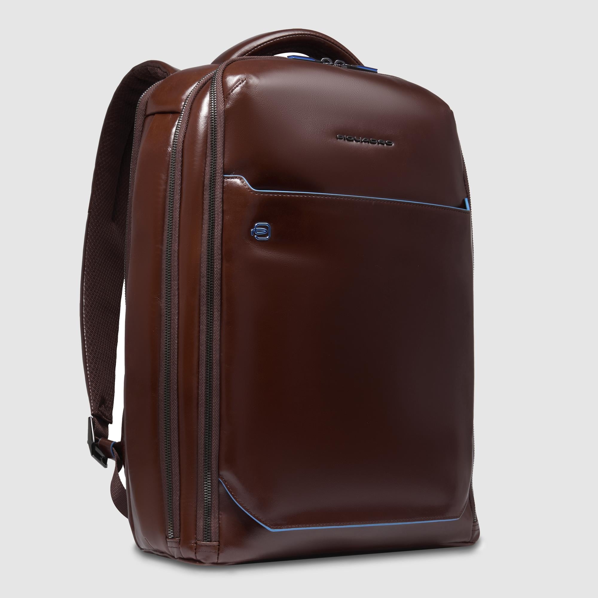 Travel laptop backpack 15,6"