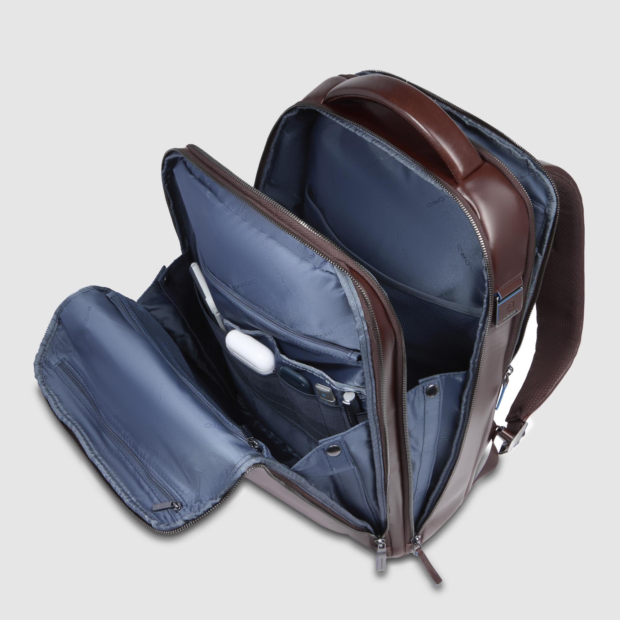 Travel laptop backpack 15,6" - 5