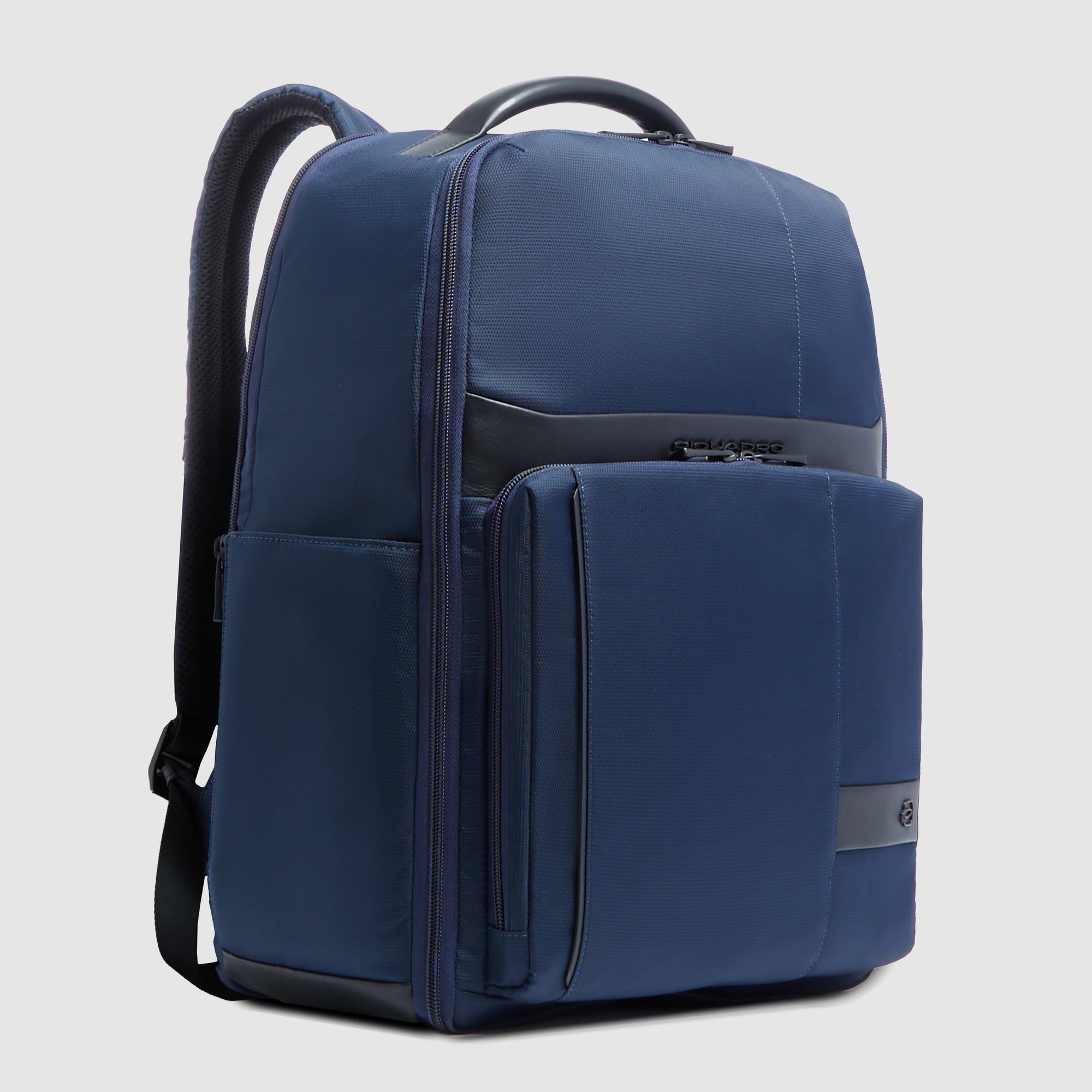 Travel laptop backpack 15,6"
