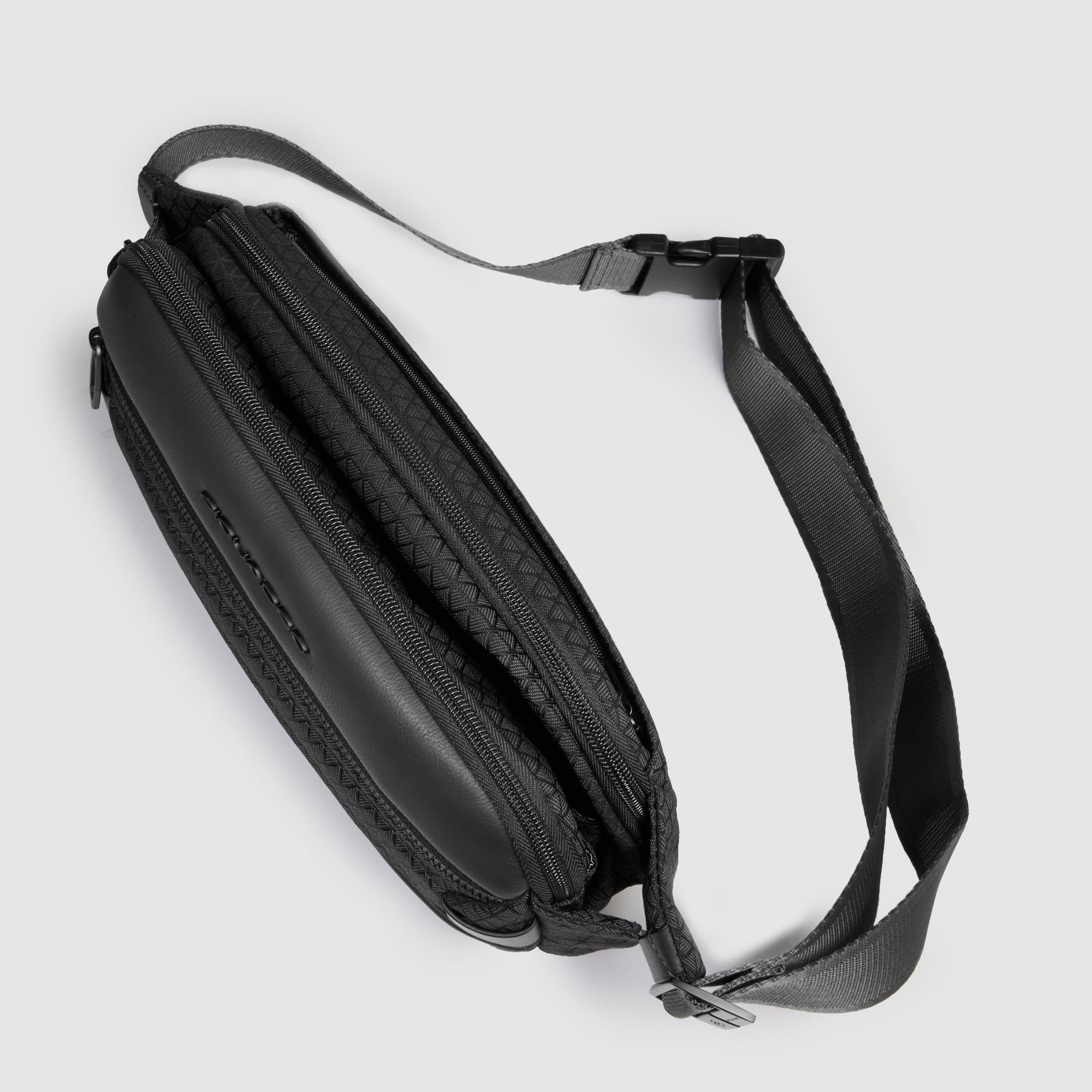 Bum bag in recycled fabric