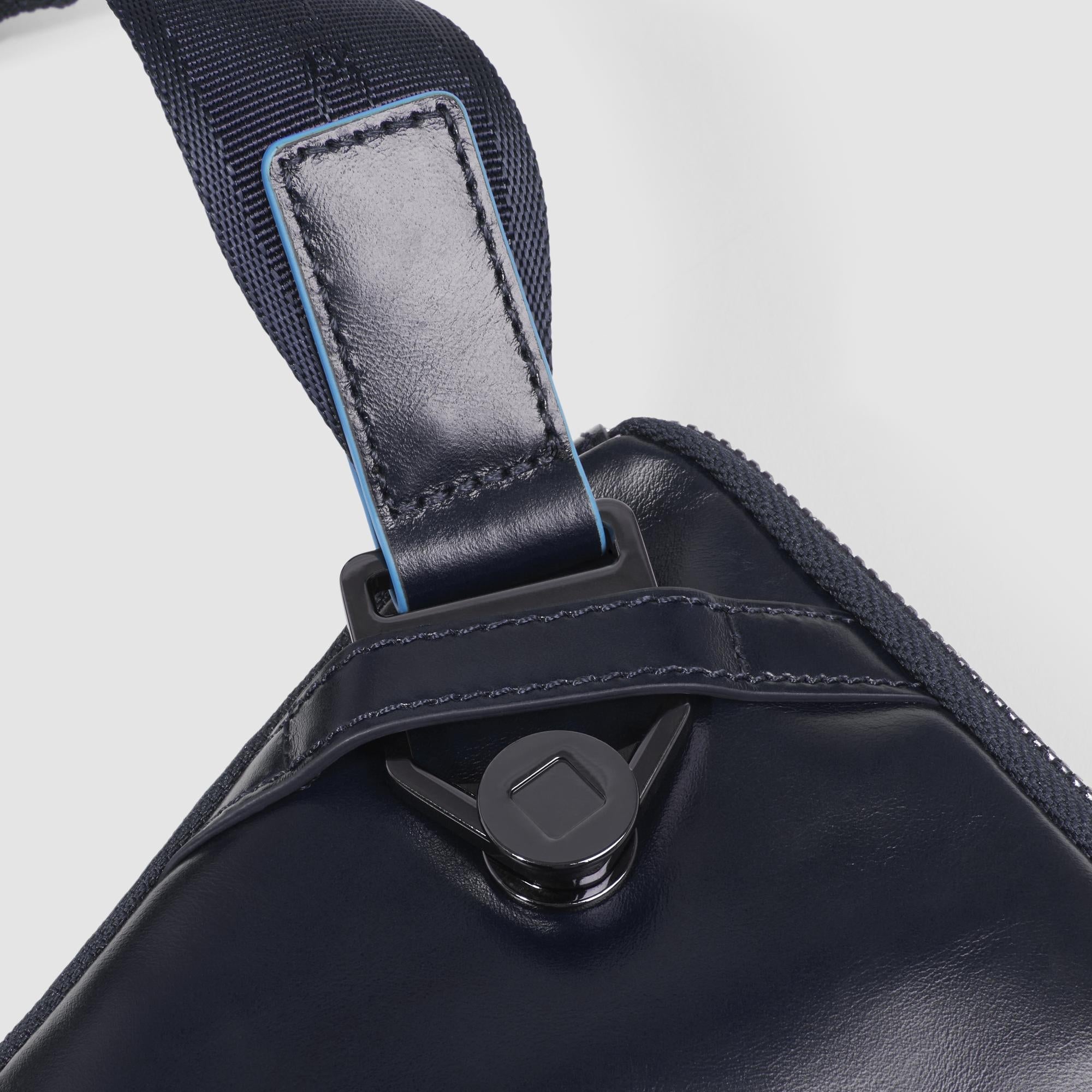 Expandable, flat waist bag - 5