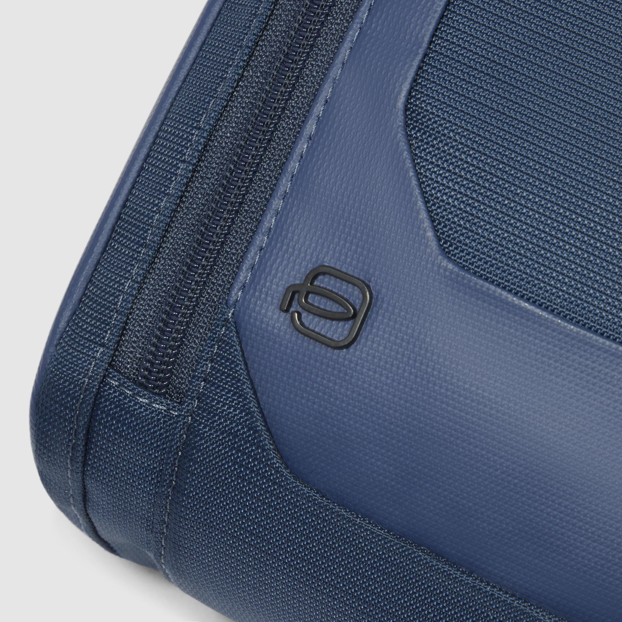 Zaino monospalla uomo in tessuto riciclato