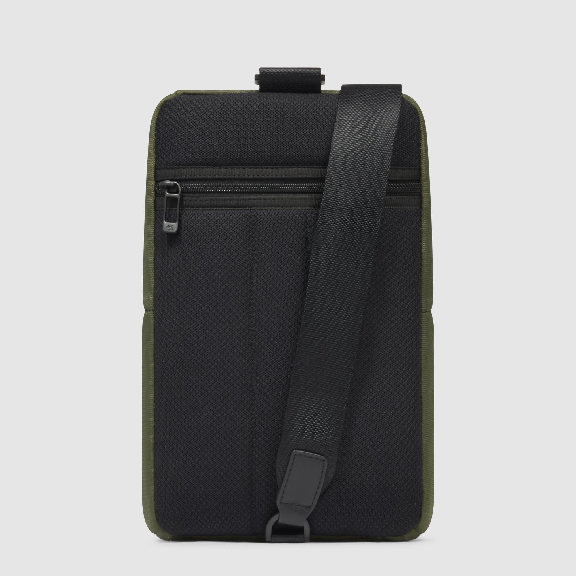 Zaino monospalla uomo in tessuto riciclato