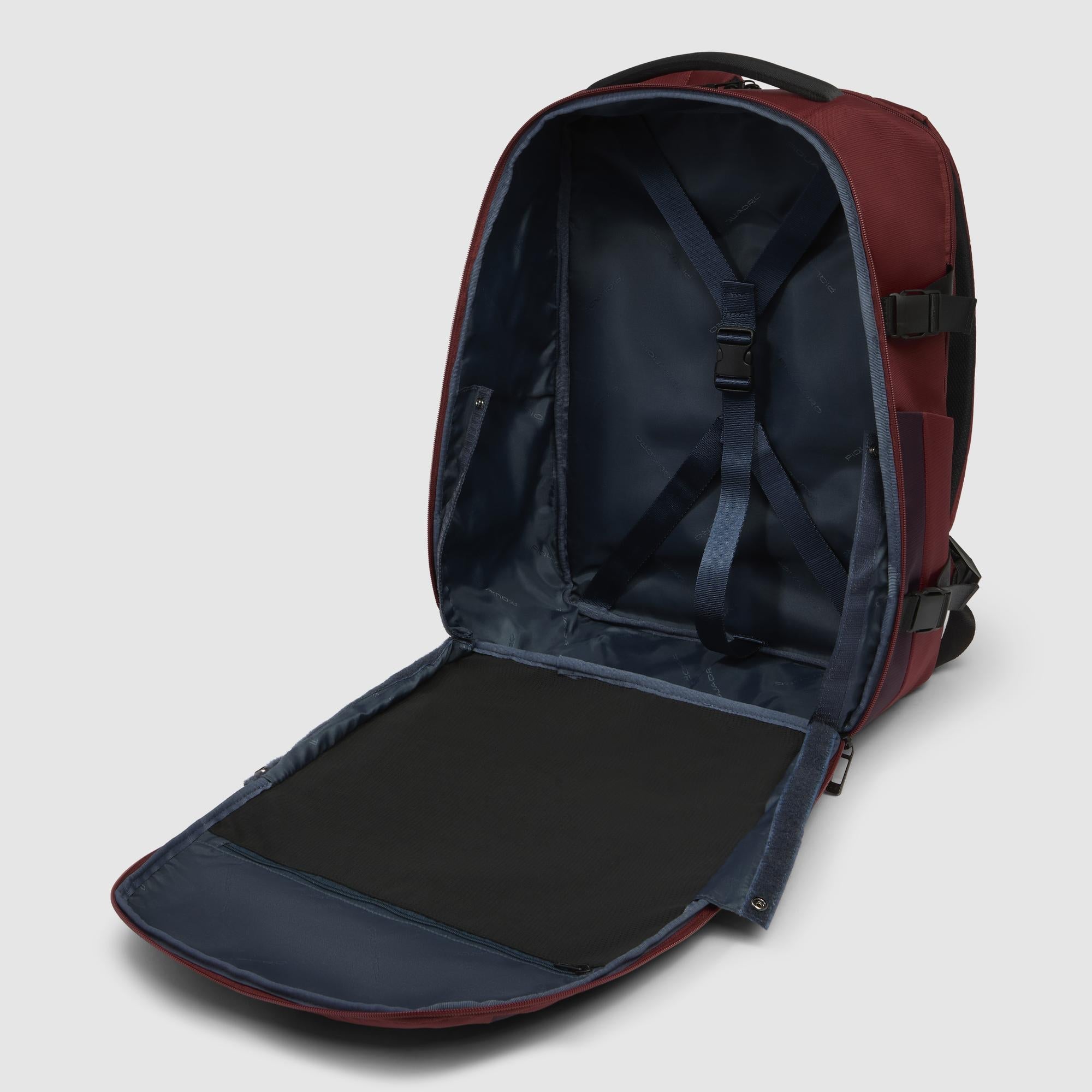 Travel laptop backpack 15,6" in recycled fabric