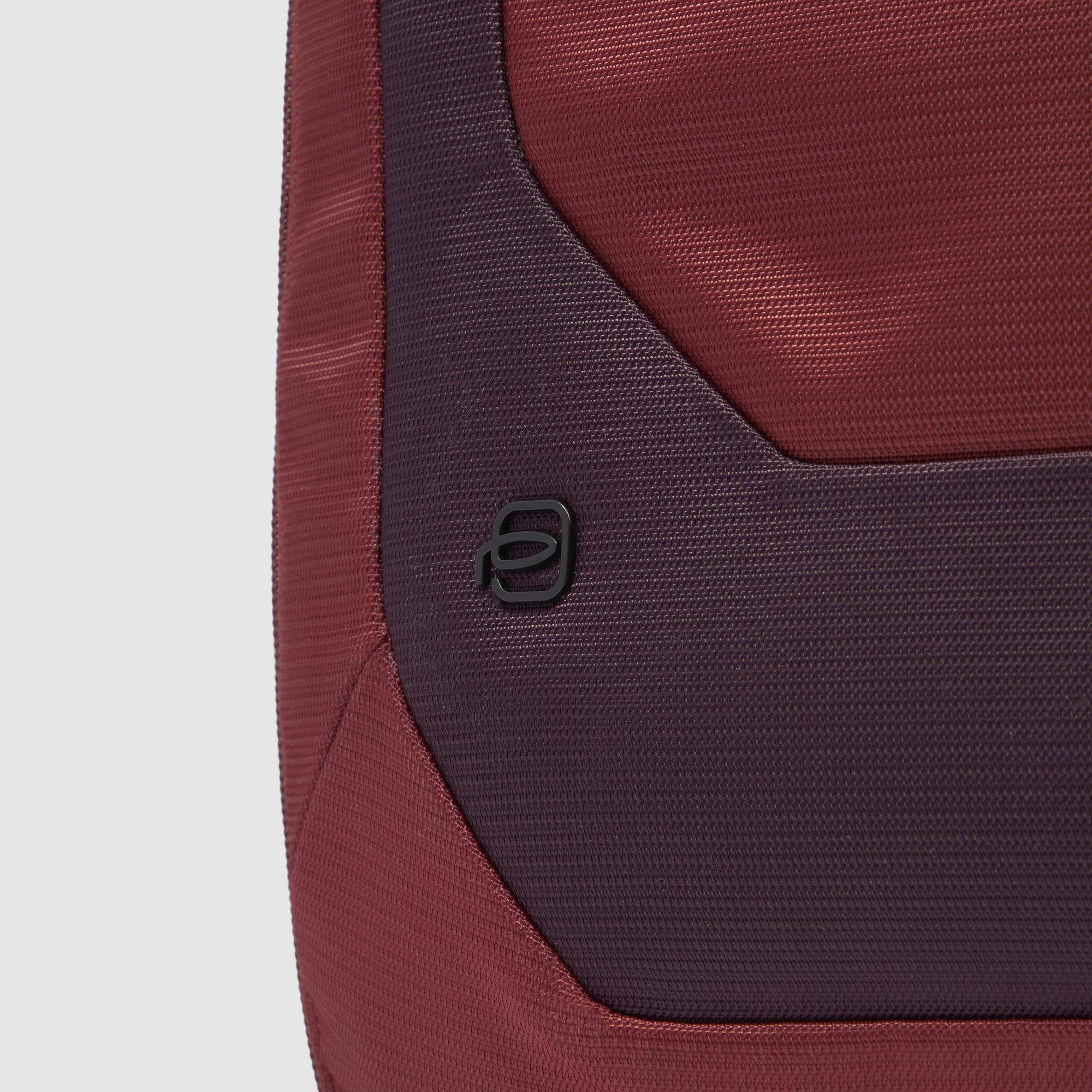 Travel laptop backpack 15,6" in recycled fabric