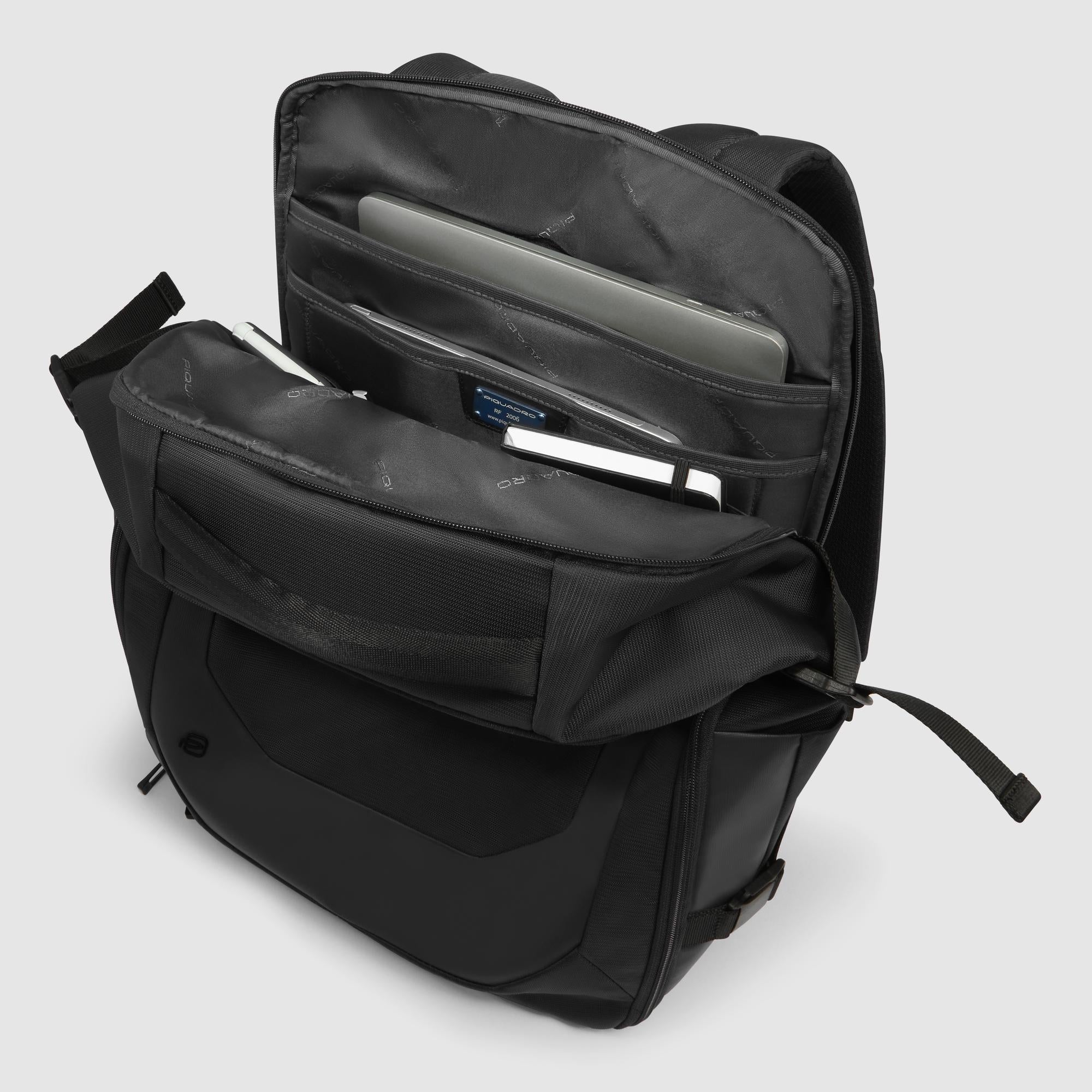 Travel laptop backpack 15,6" in recycled fabric