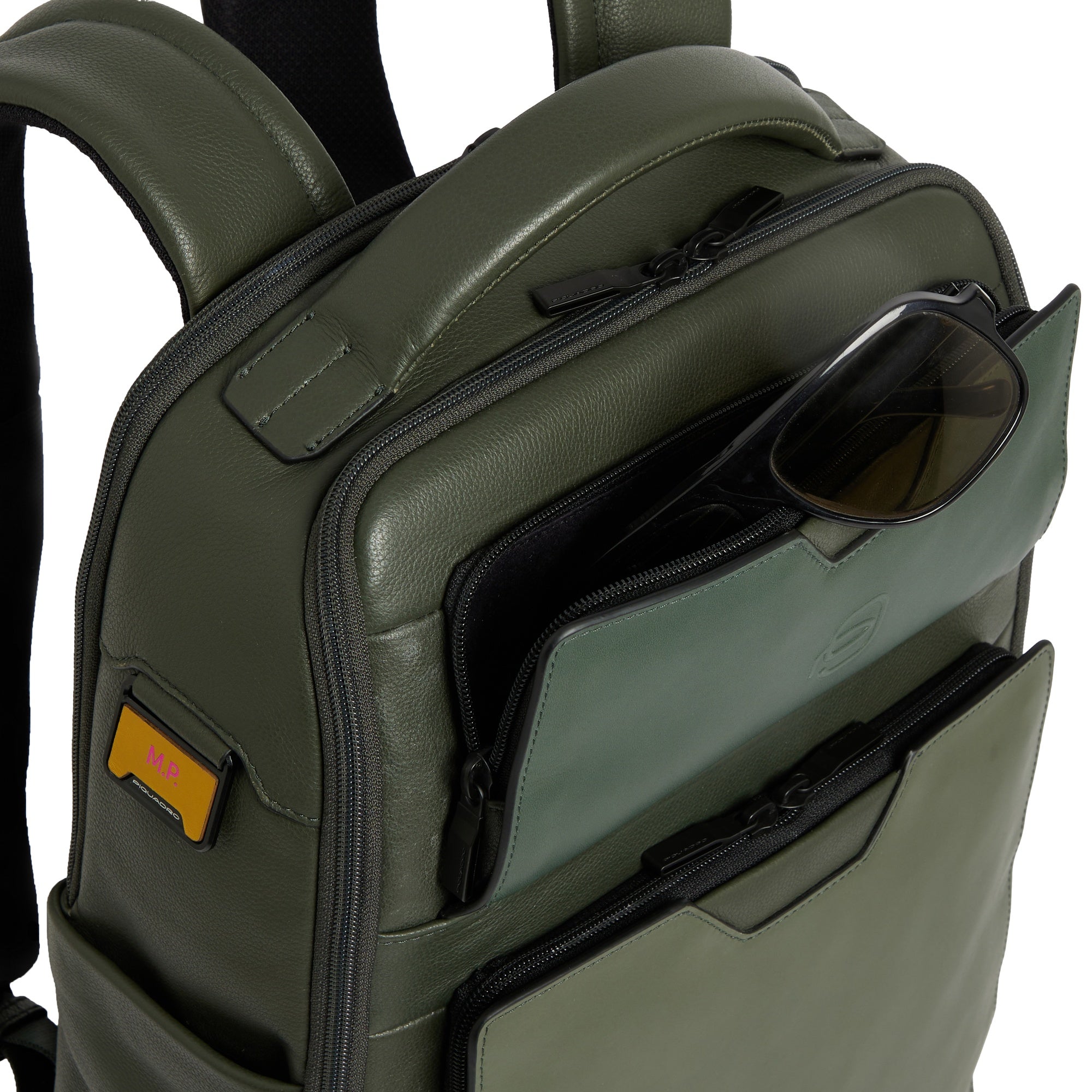 Travel laptop backpack 15,6"