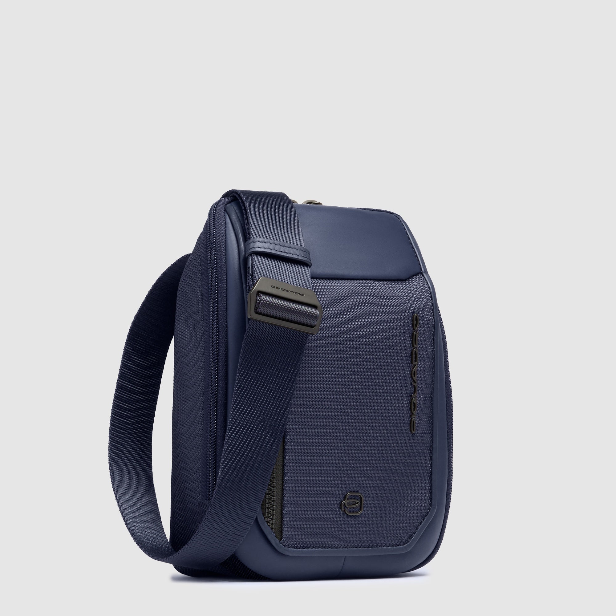 Men's crossbody bag in recycled textile - 2