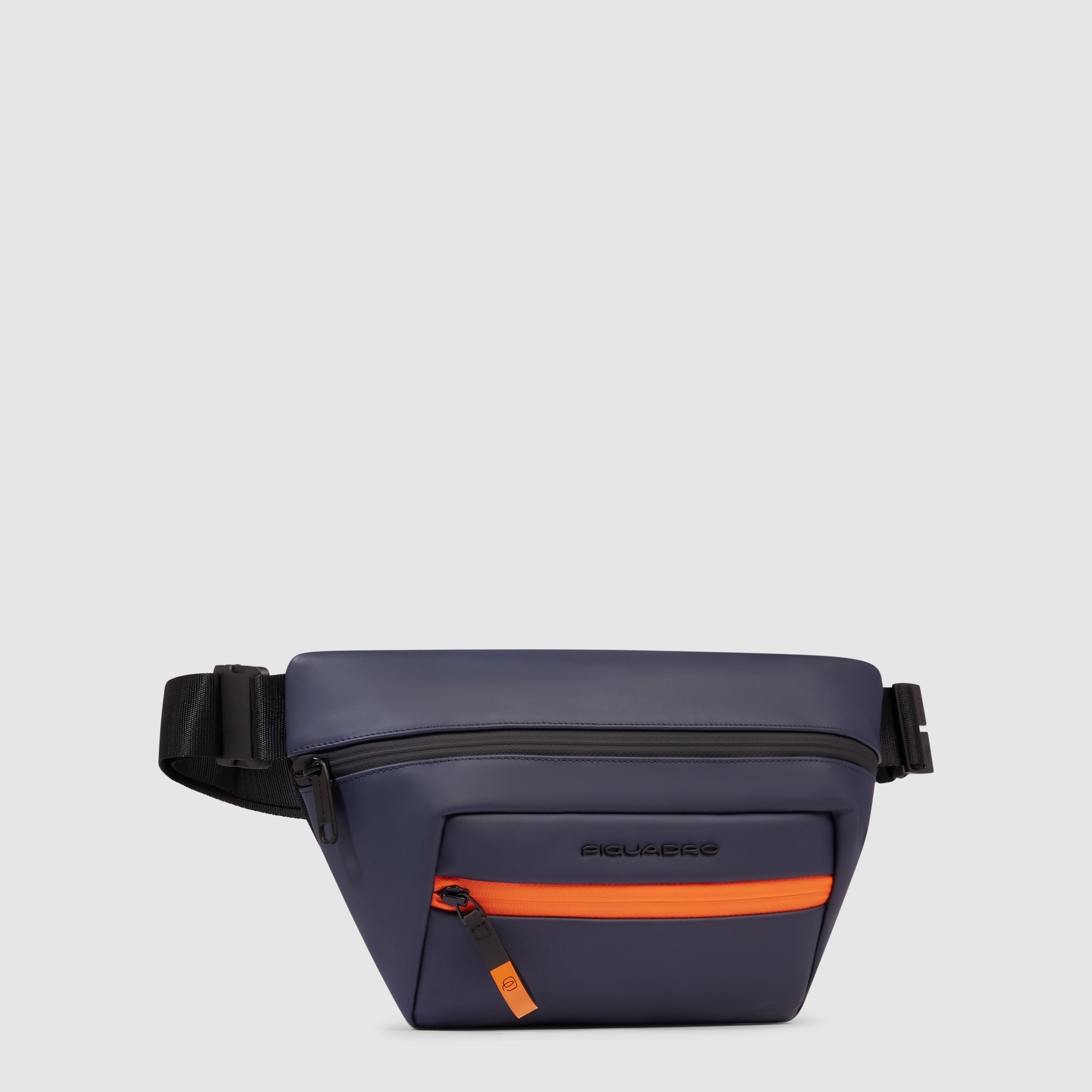 Water resistant waist bag