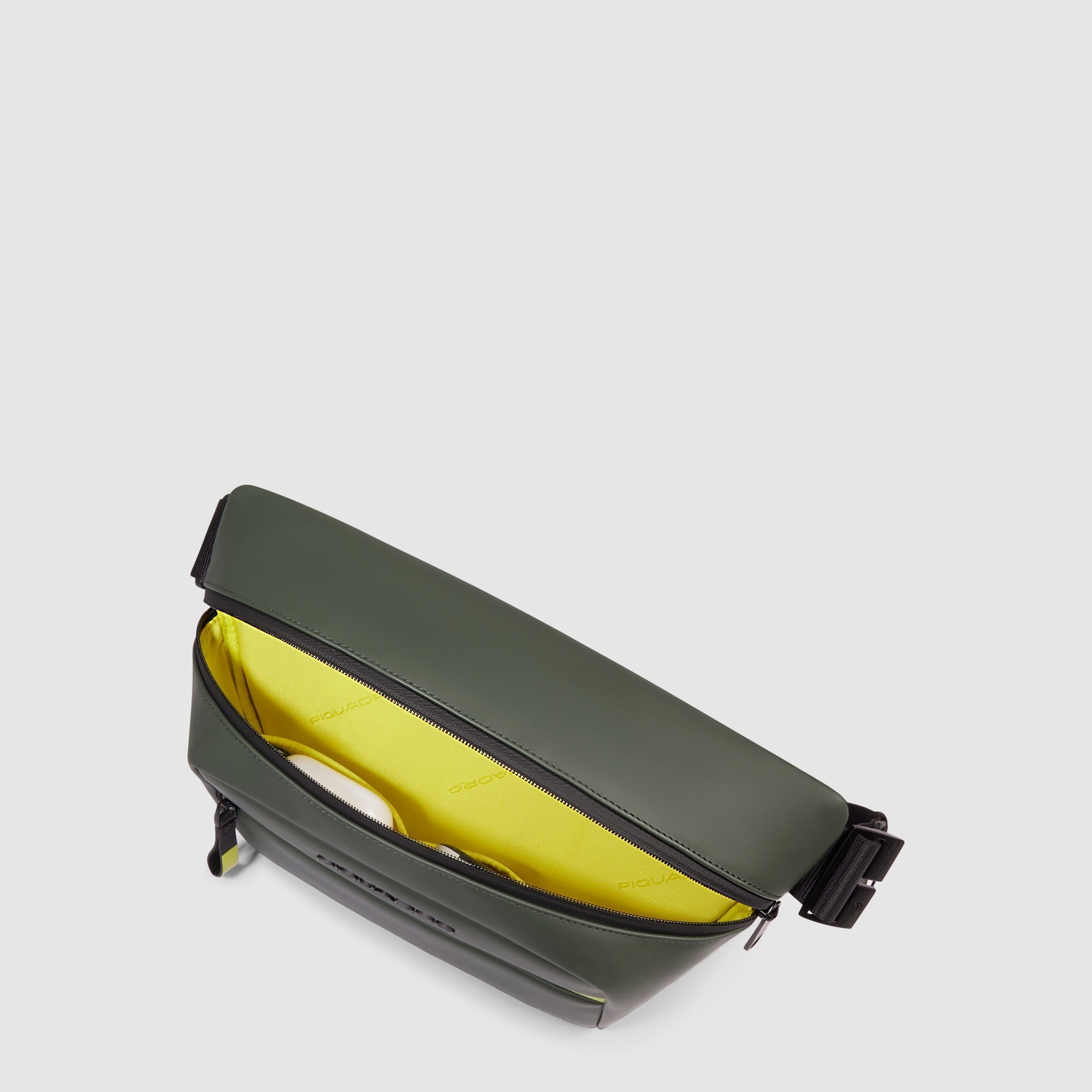 Water resistant waist bag - 4