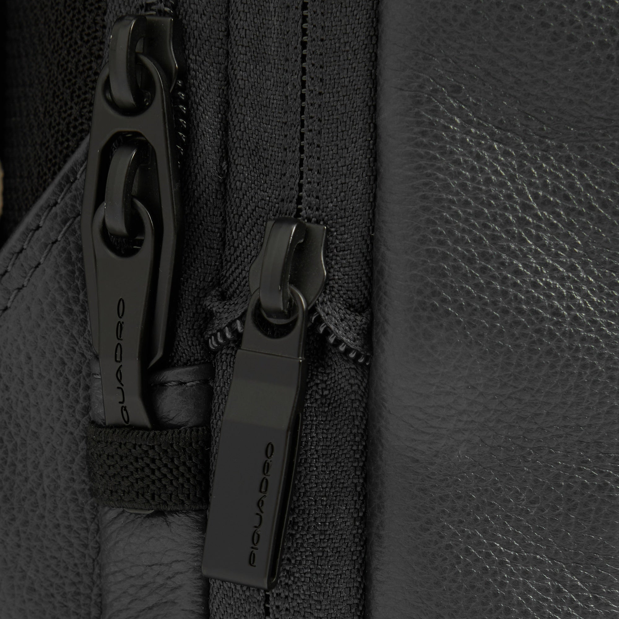 Expandable laptop backpack 14" - 6