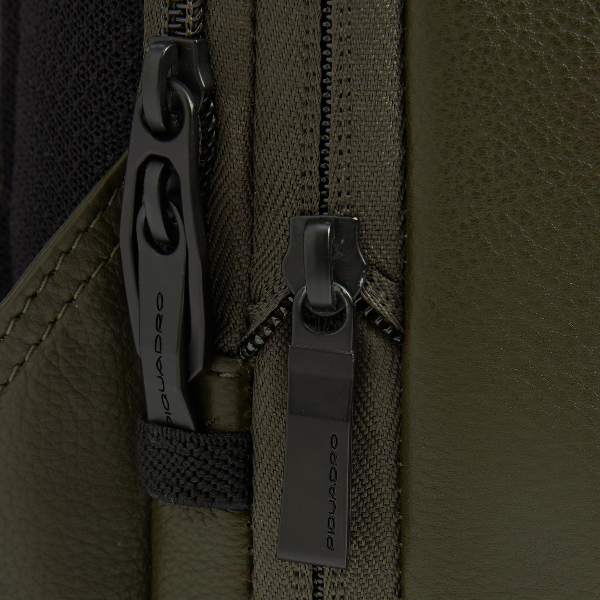 Expandable laptop backpack 14" - 6