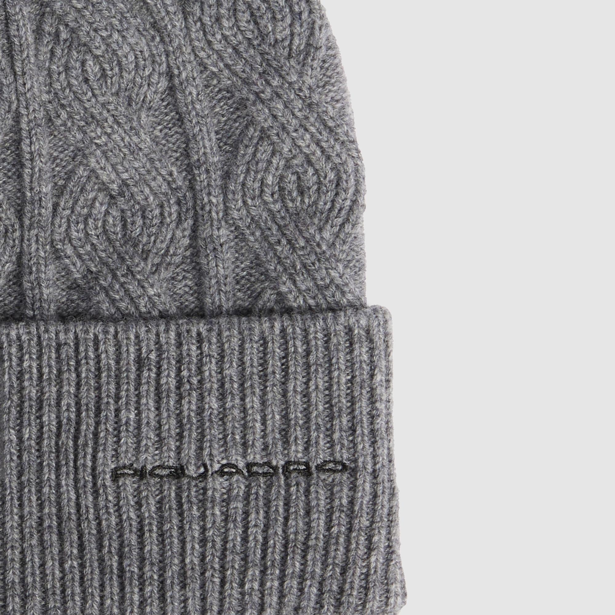 Beanie hat in 100% pure wool