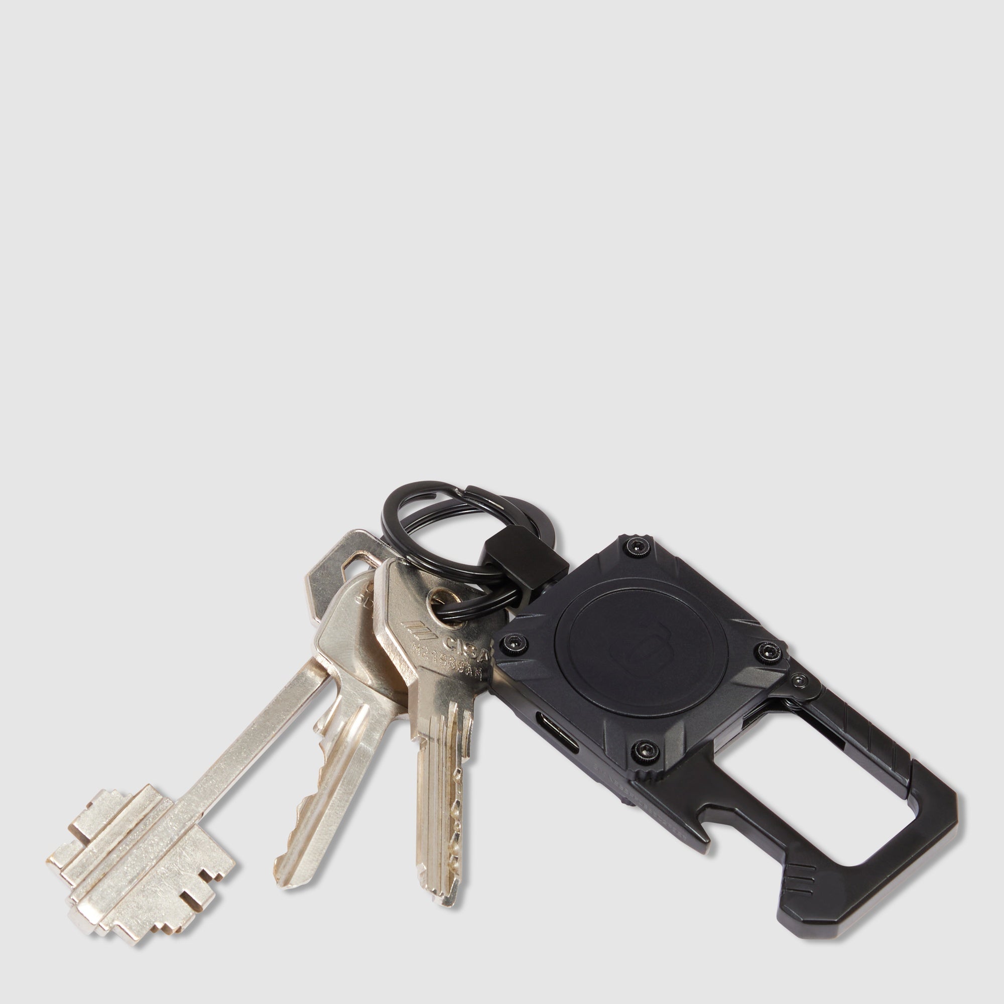 Metal keychain with tracker - 3