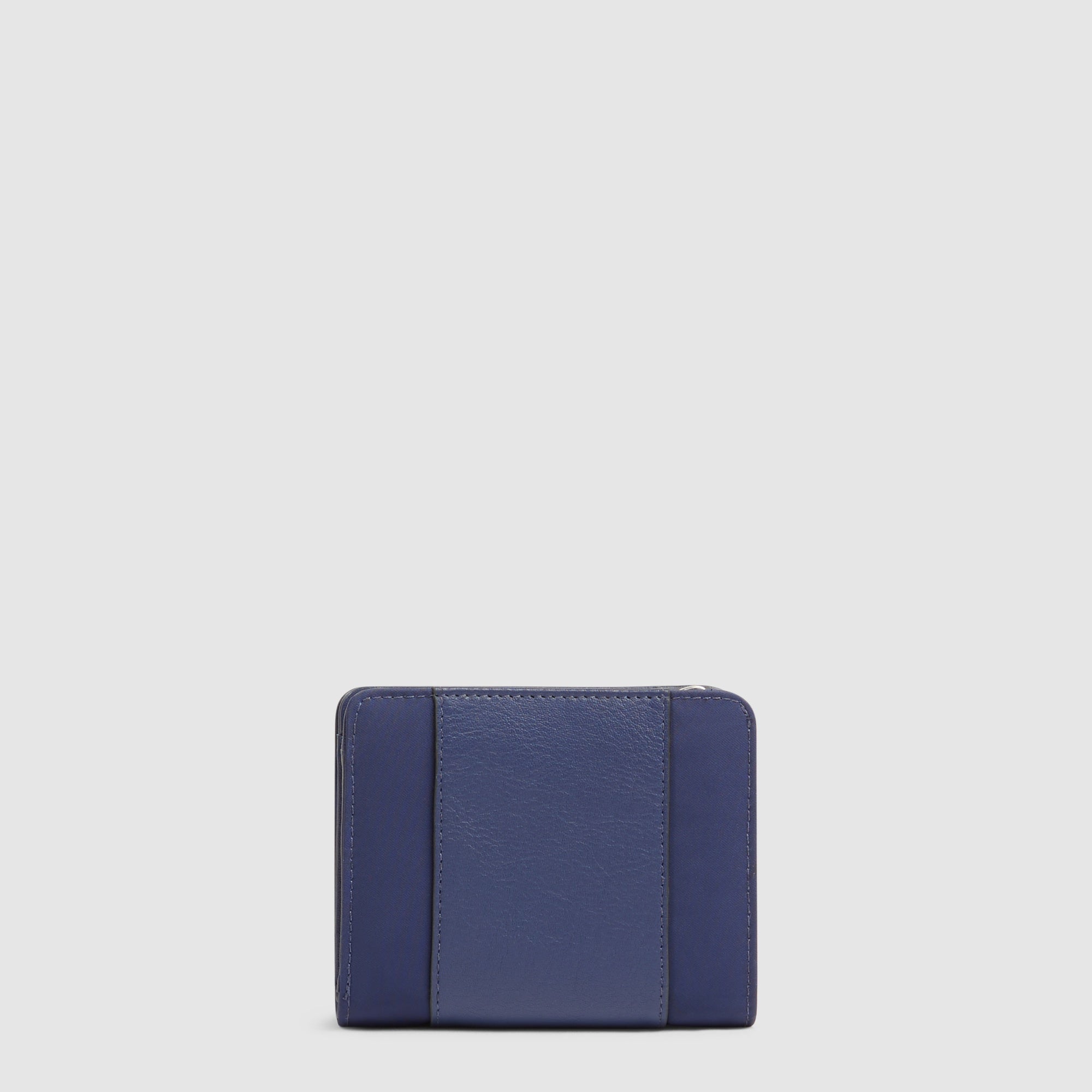 Small size, women’s bifold wallet - 2