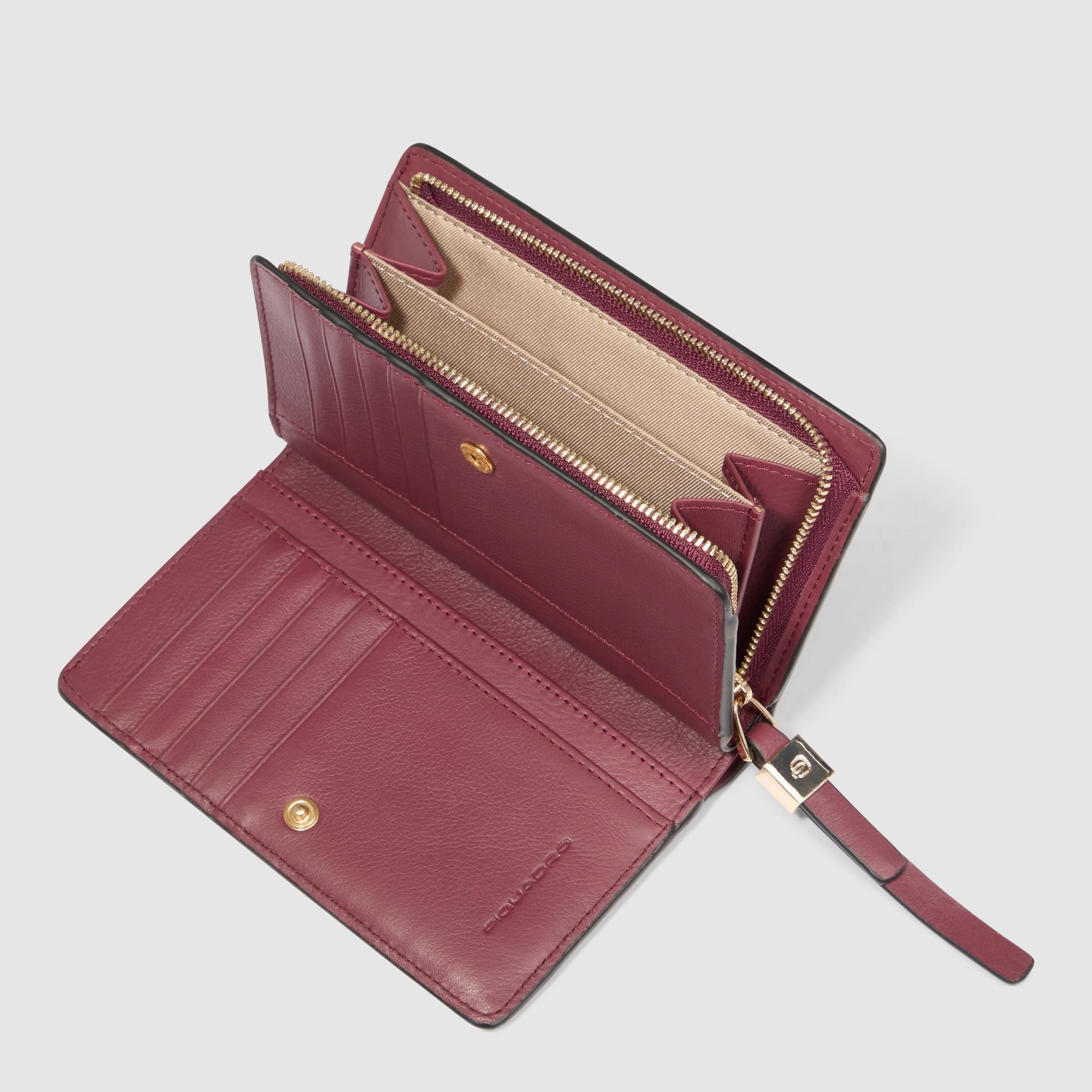Women’s bifold wallet