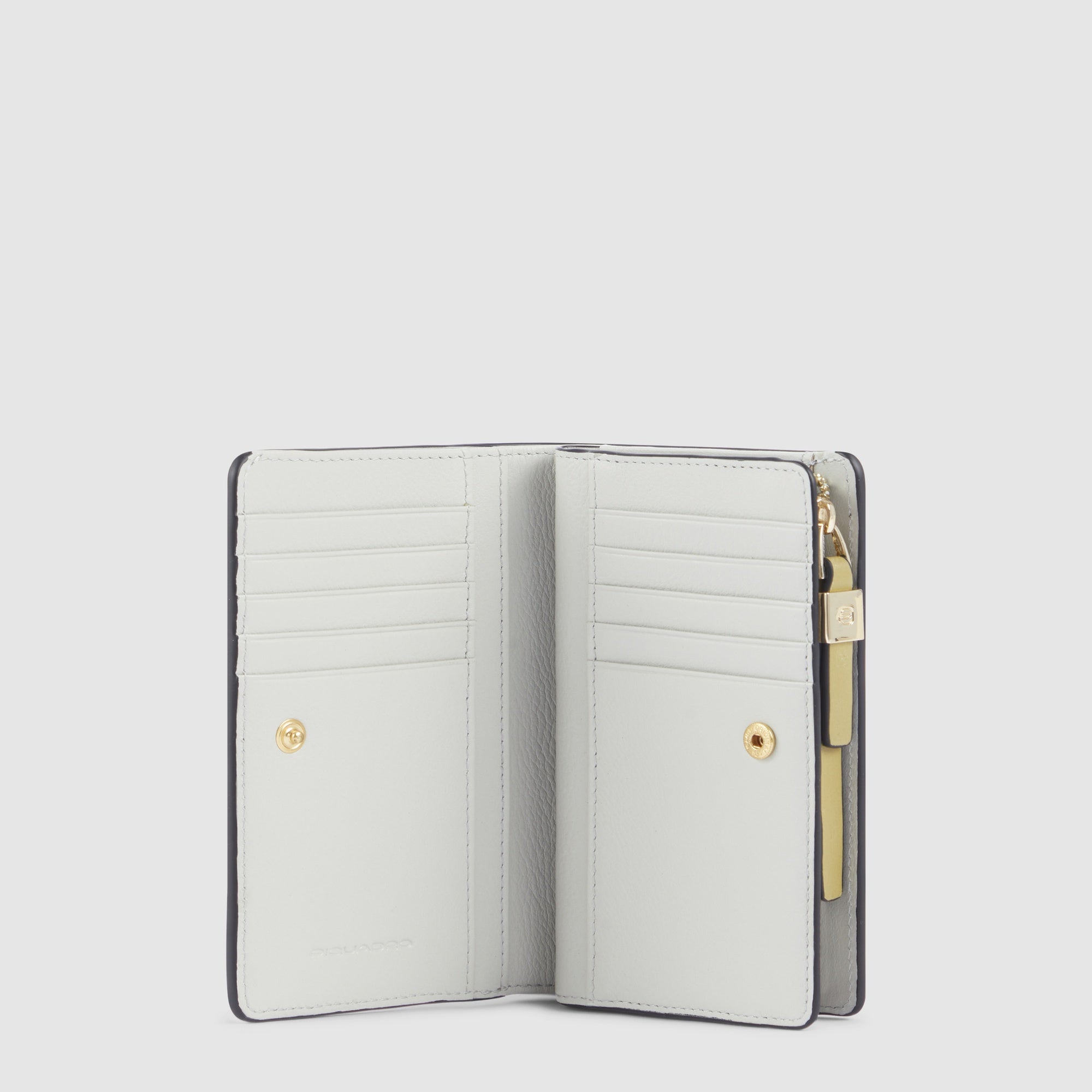 Women’s bifold wallet