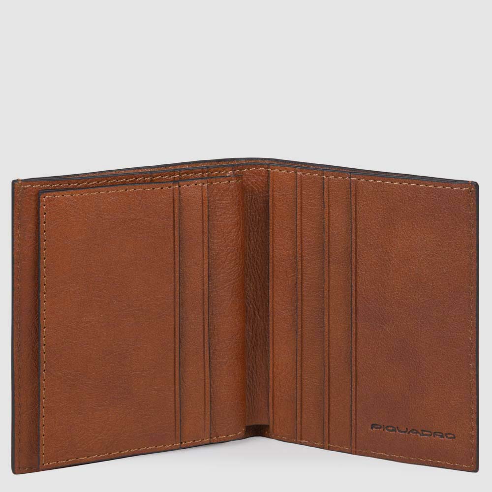 Leather men's credit card pouch