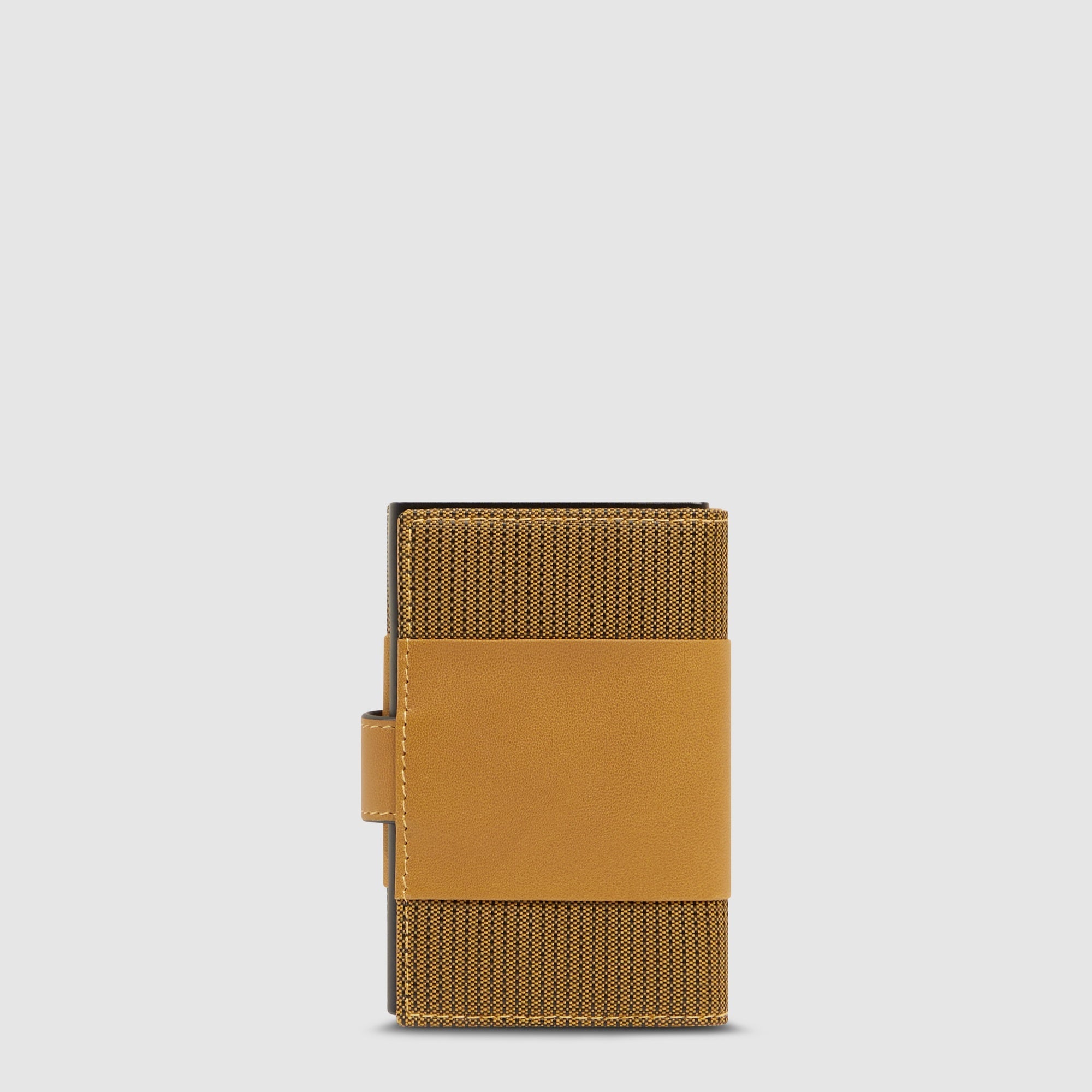 Credit card holder case in metal
