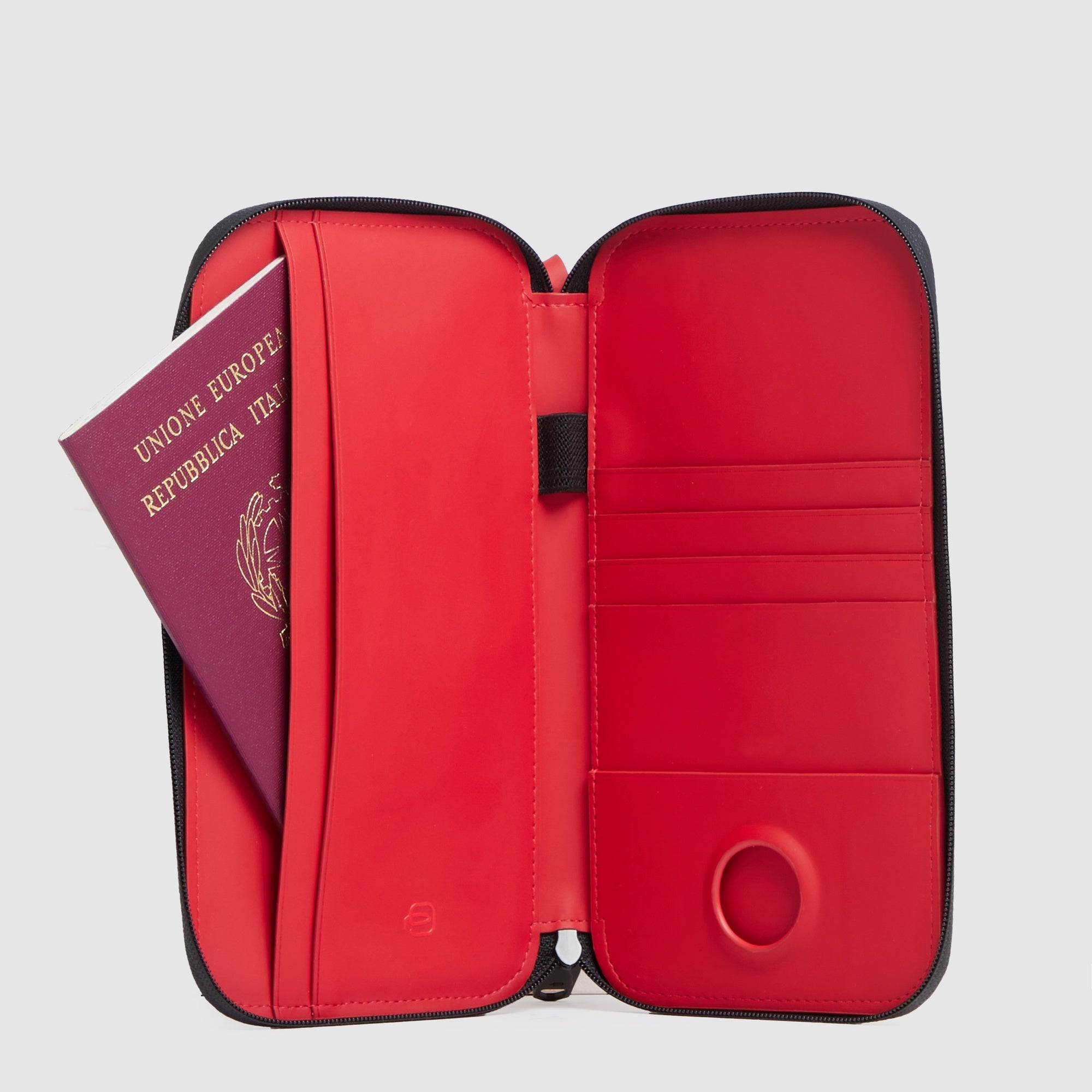 Zip-around passport holder "Piquadro x Ducati"
