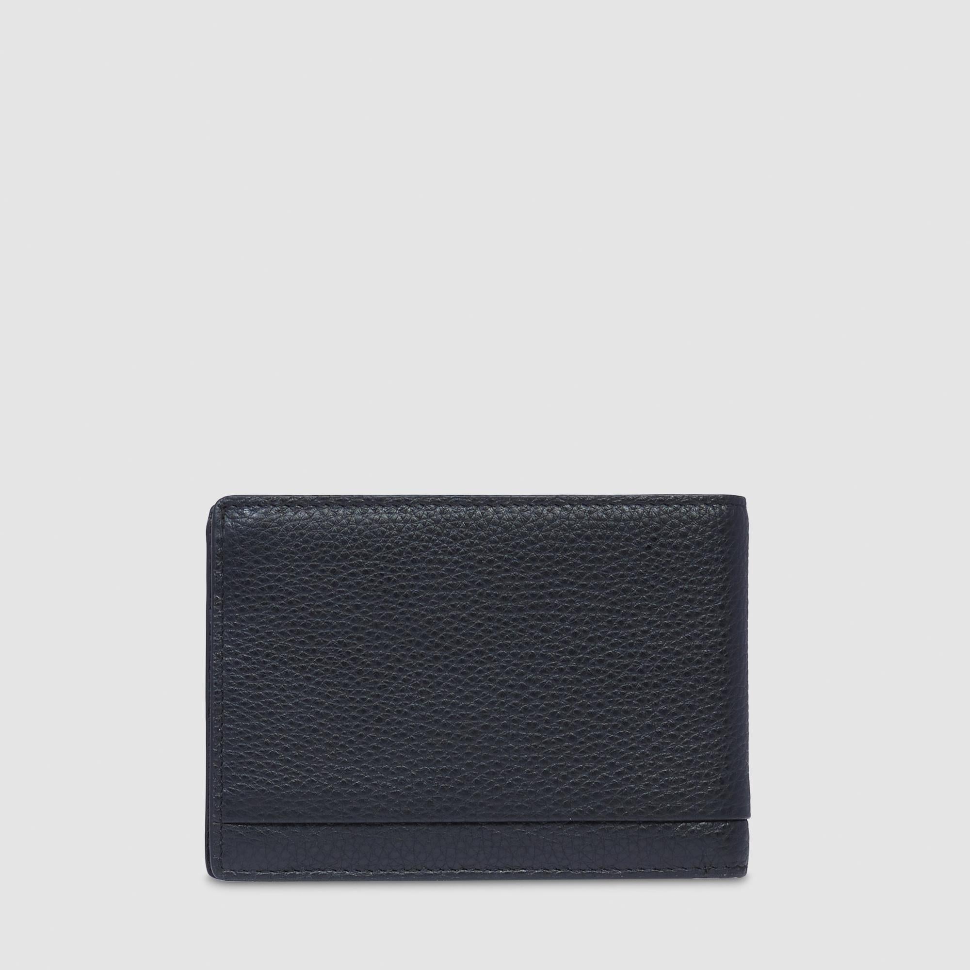 Men’s wallet with flip up ID window