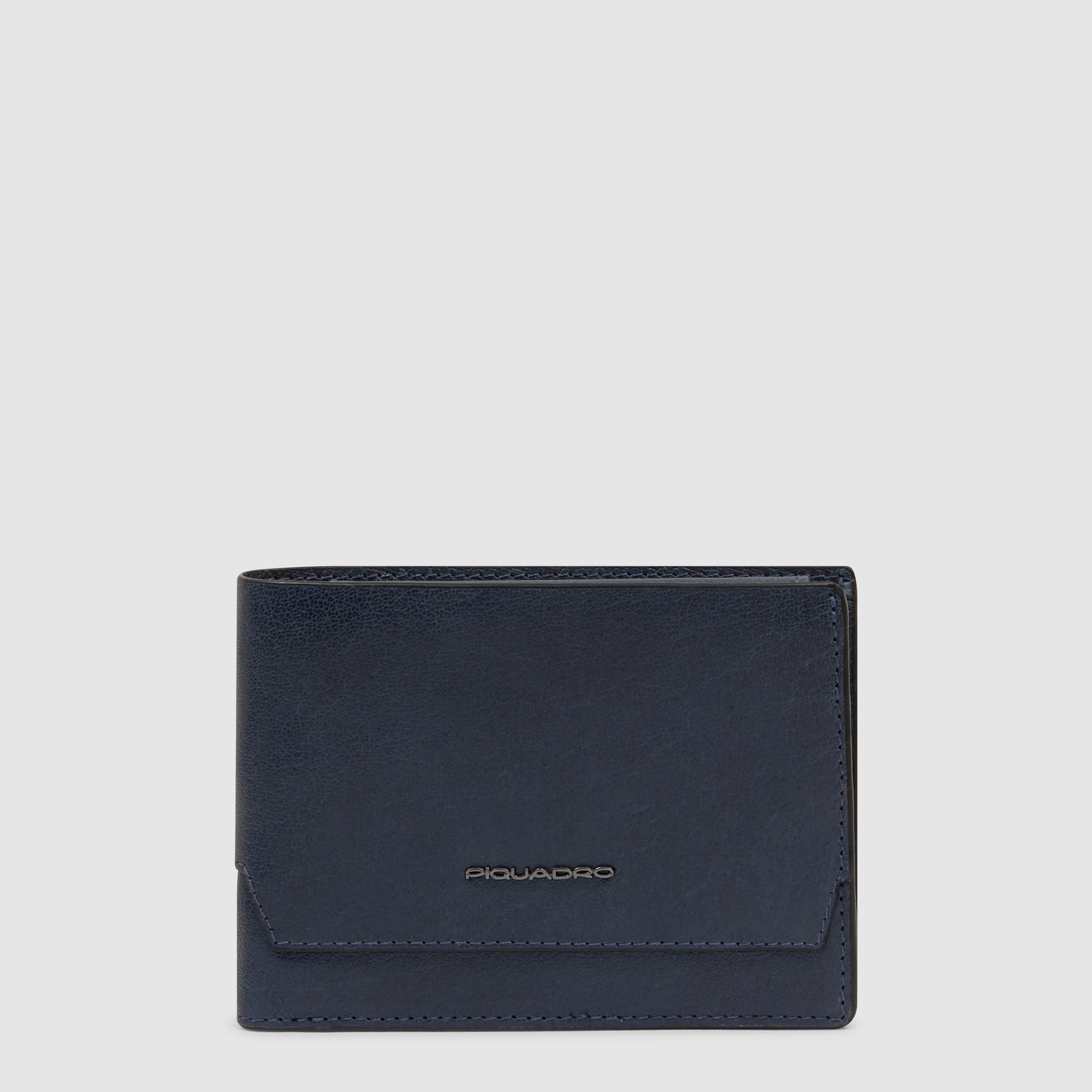 Men’s wallet with flip up ID window