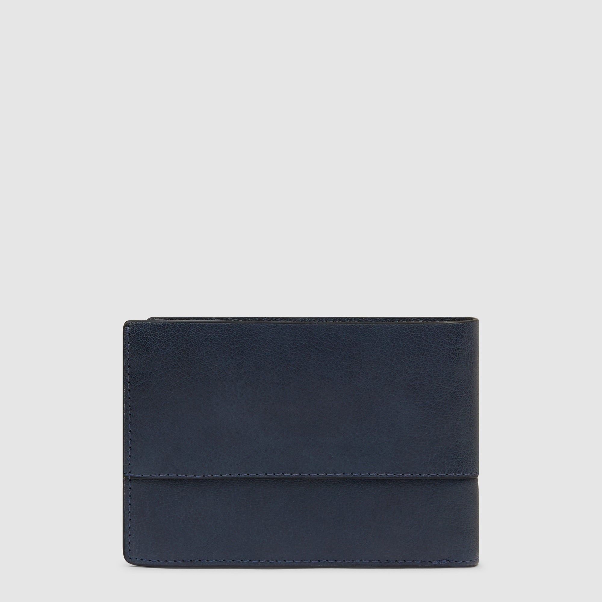 Men’s wallet with flip up ID window