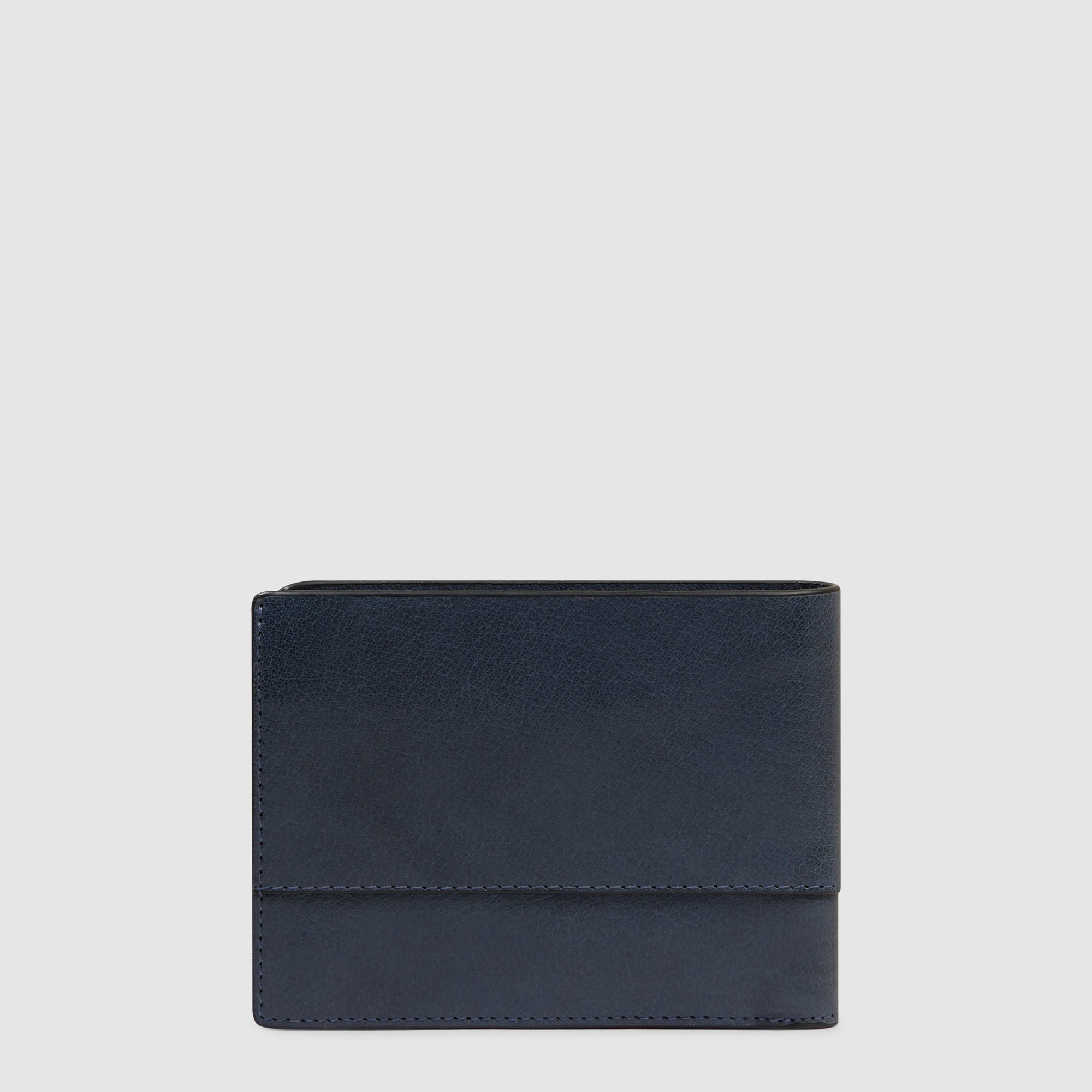 Men’s wallet with coin pocket