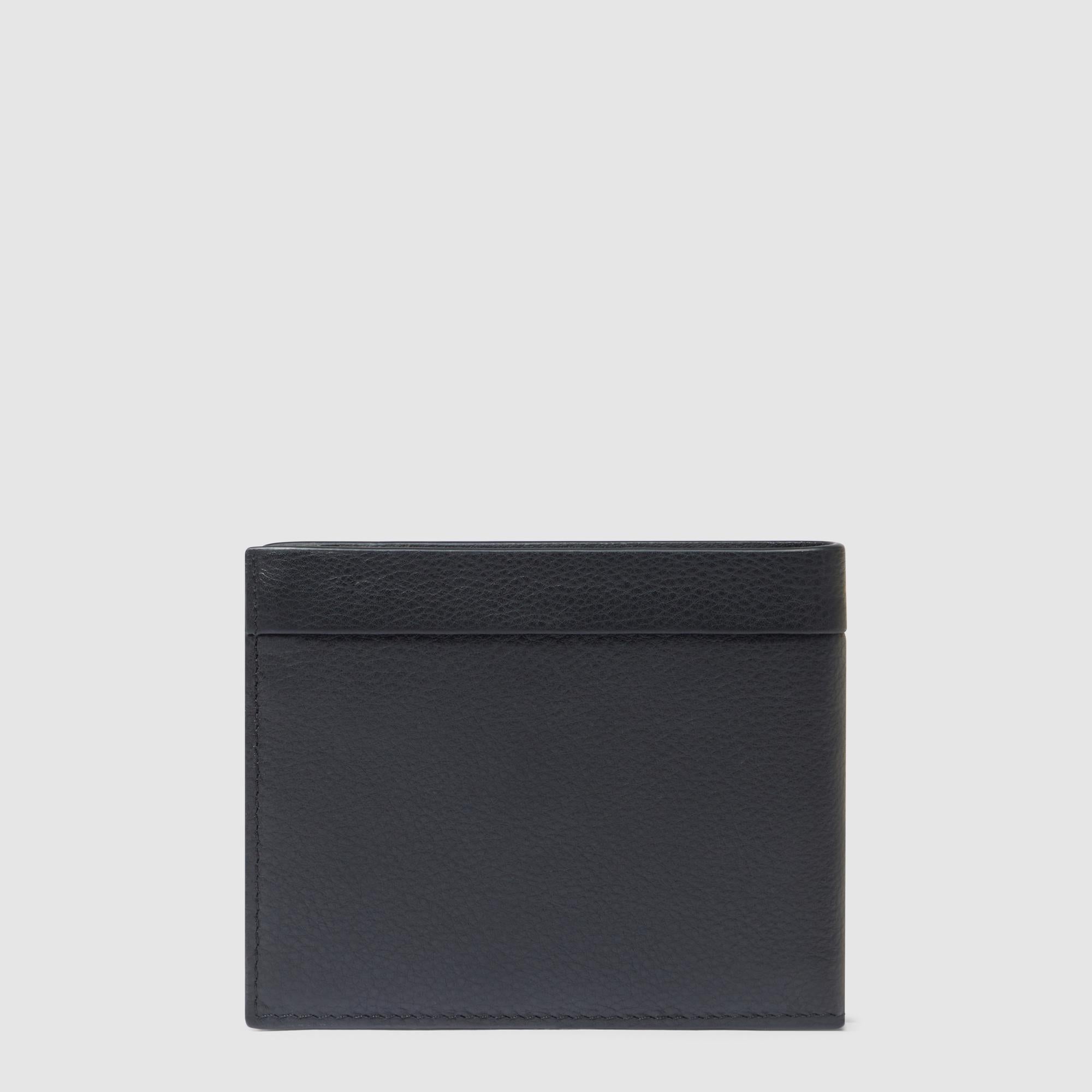 Men’s wallet with removable document facility