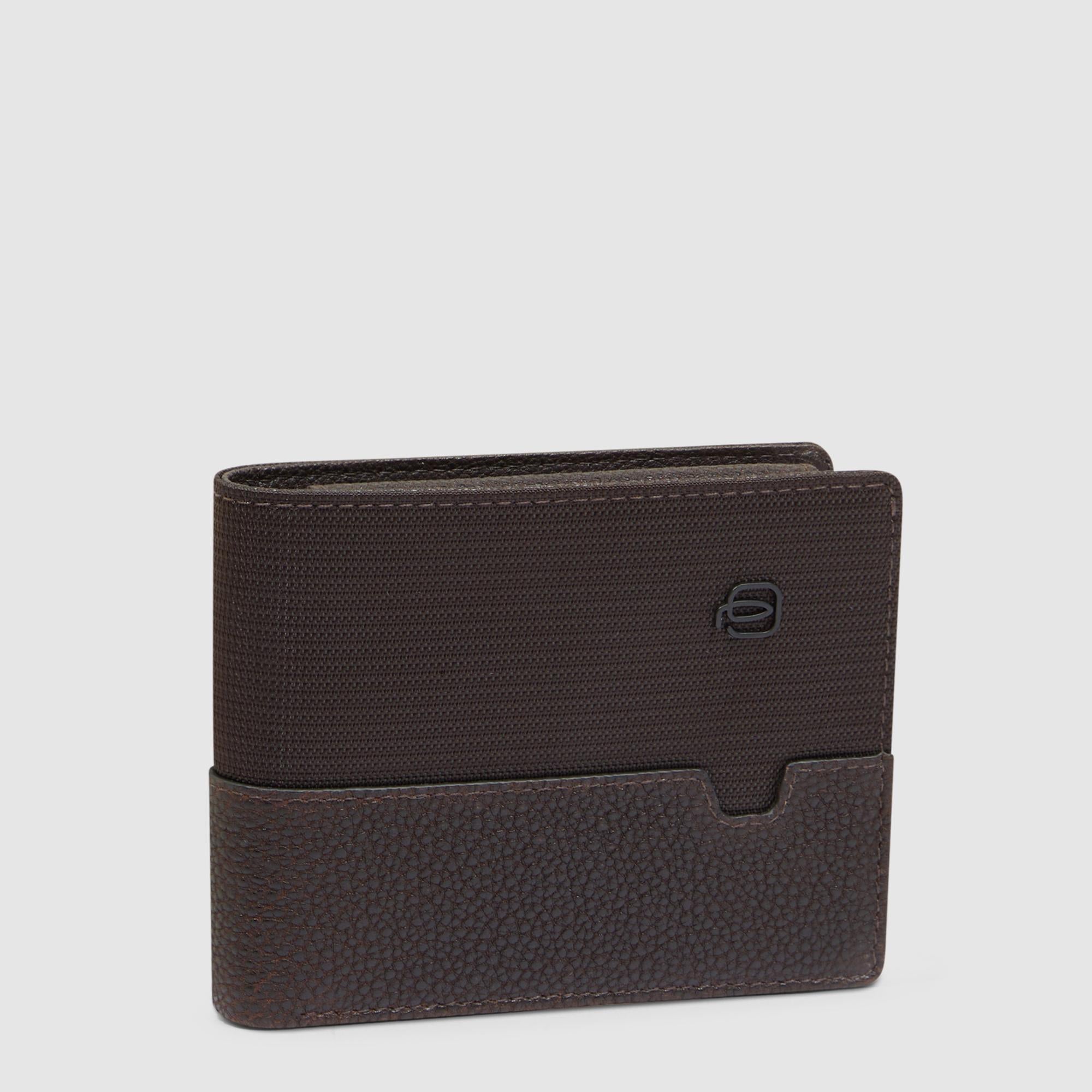 Men’s wallet with coin pocket