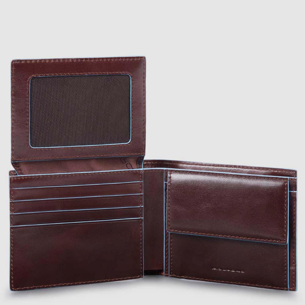 Men’s wallet with flip up ID window