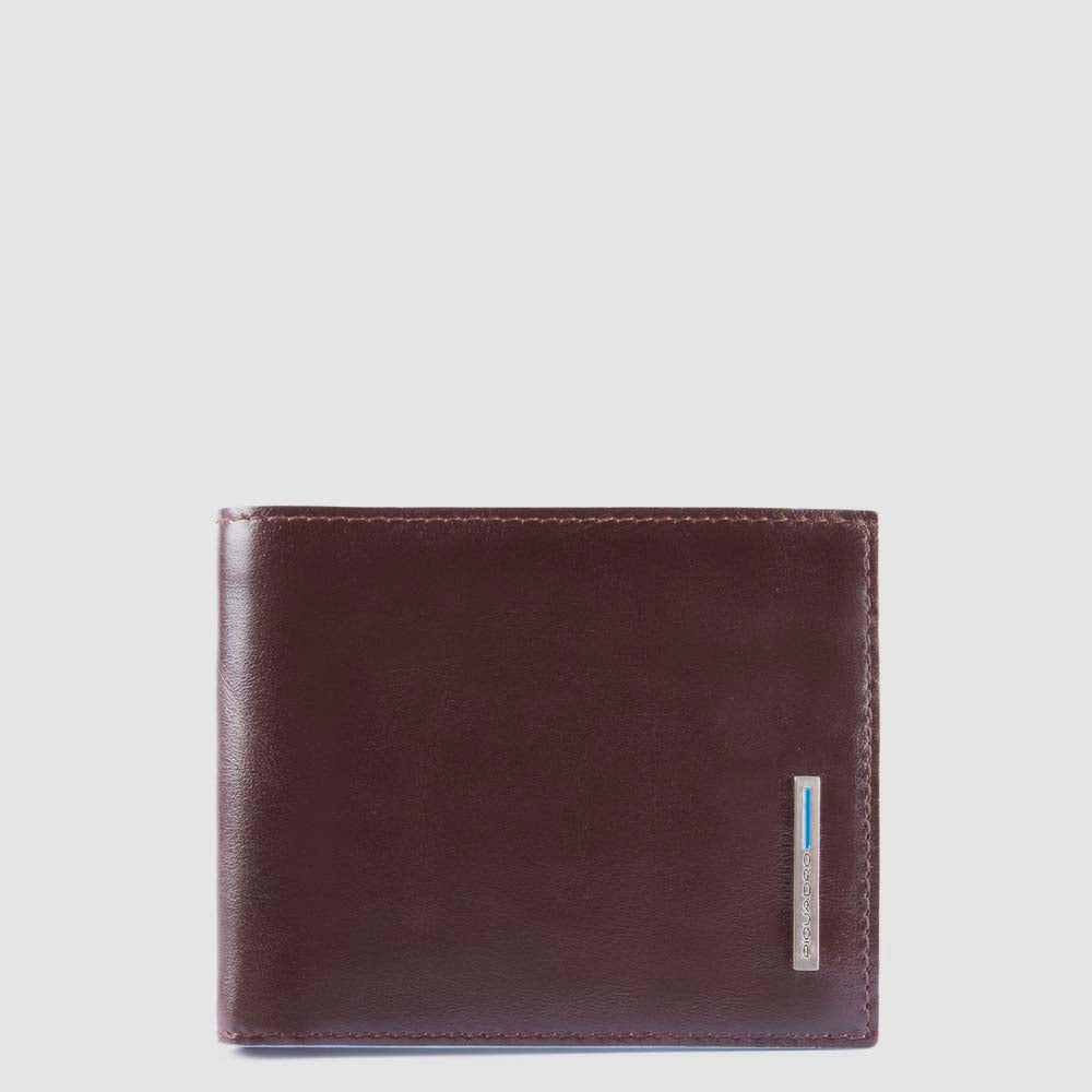 Men’s wallet with flip up ID window